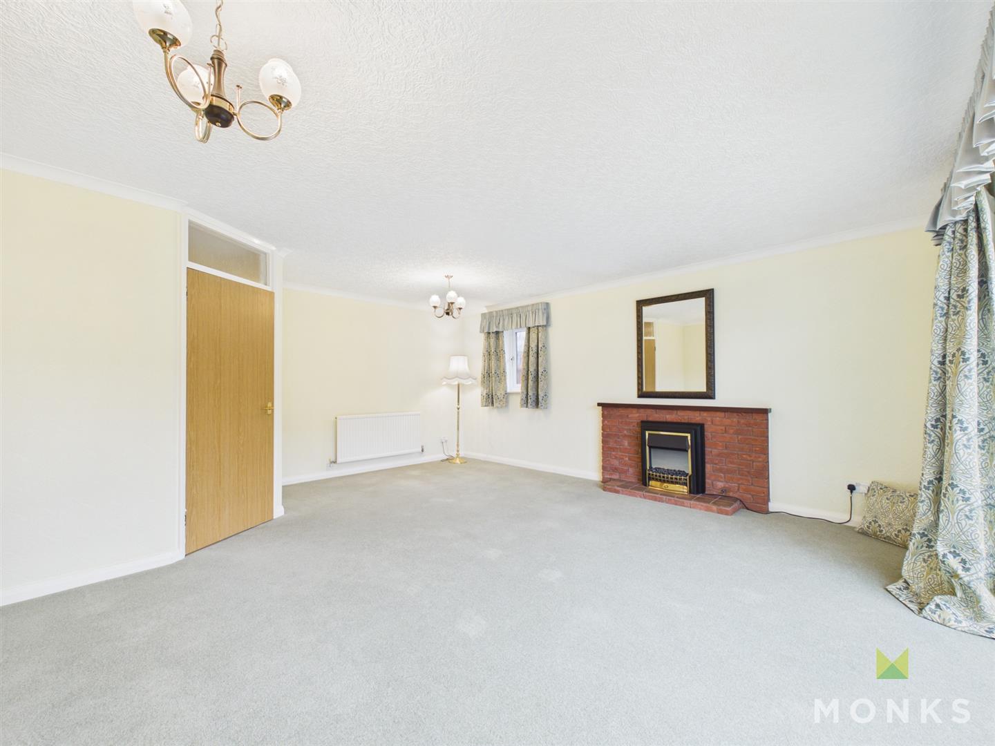 62 Kynaston Drive, Shrewsbury, SY4 5DE For Sale